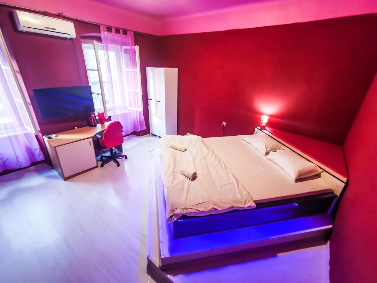 Hostel Riwer ริเยกา ภายนอก รูปภาพ